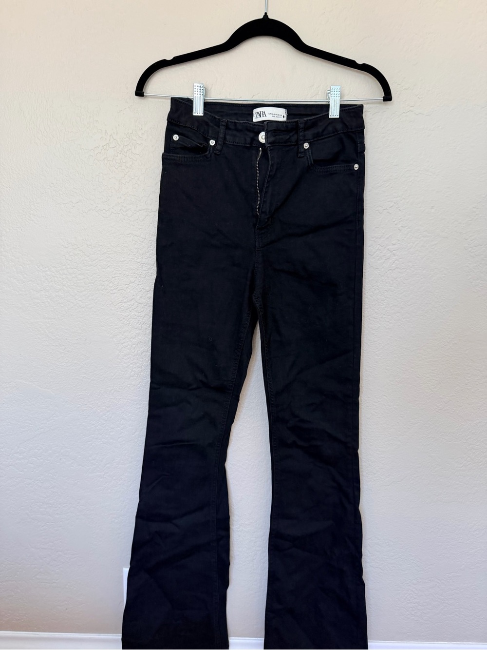 Zara Black Straight-Leg Jeans